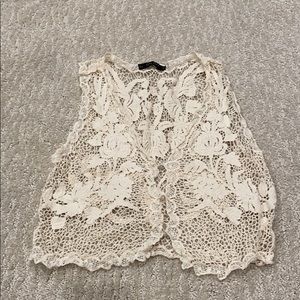 Zara lace vest size S.